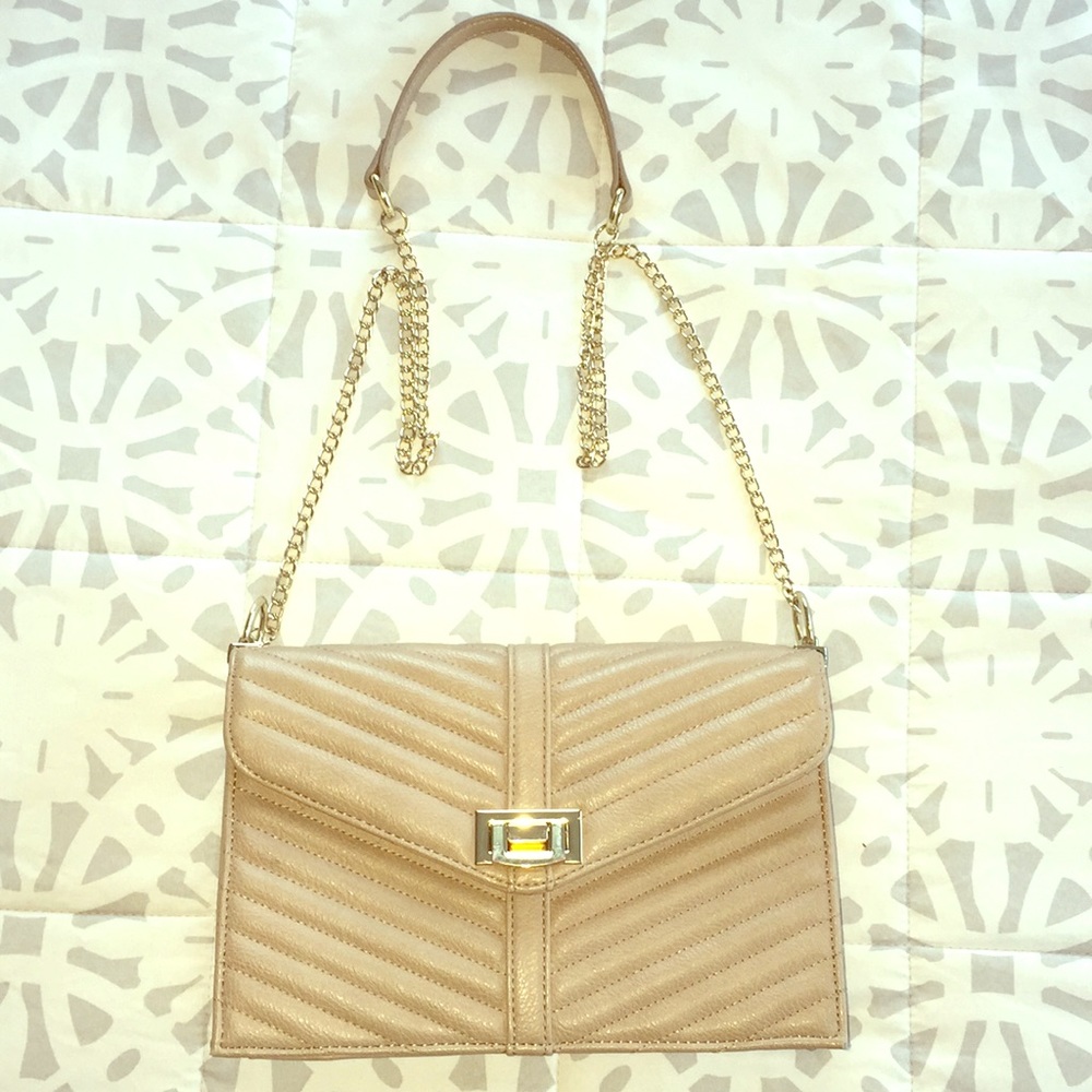 Tan purse💛